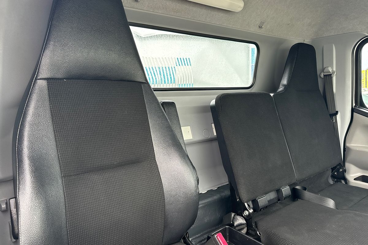 2019 Fuso Canter 815 SWB