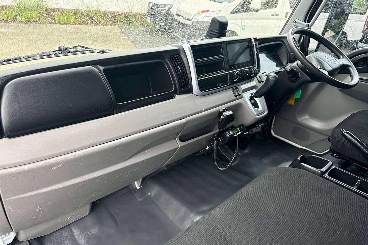 2019 Fuso Canter 815 SWB