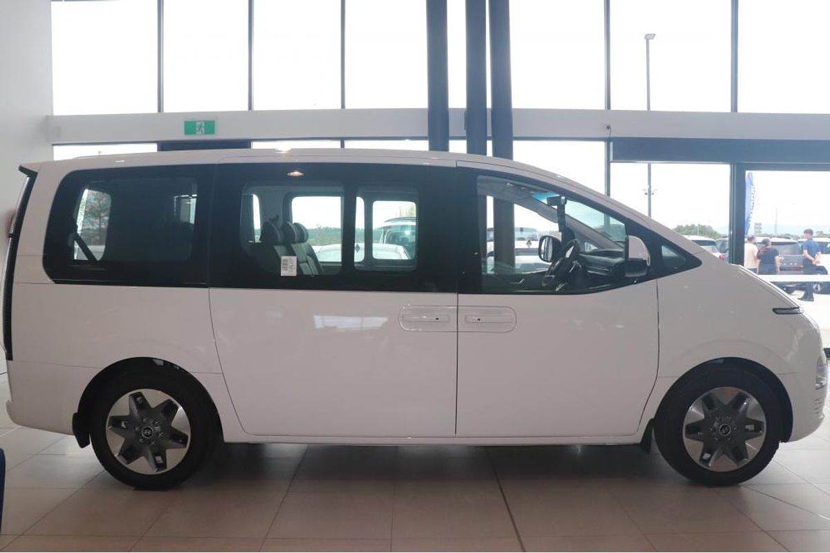 2024 Hyundai STARIA Elite US4.V3