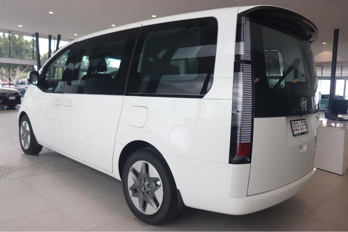 2024 Hyundai STARIA Elite US4.V3