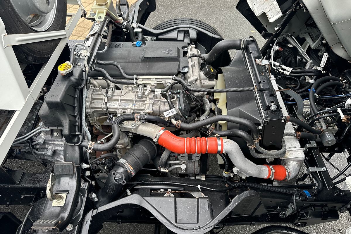 2019 Fuso Canter 815 SWB