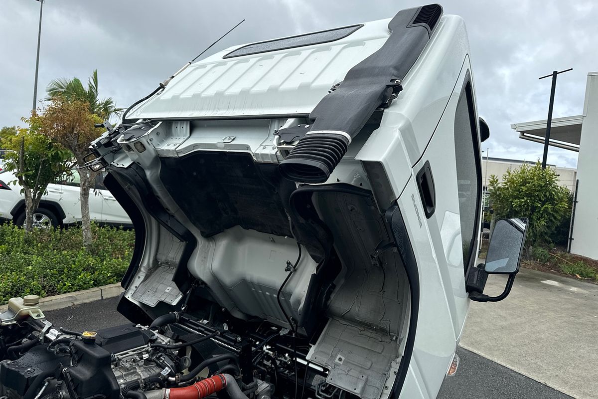 2019 Fuso Canter 815 SWB