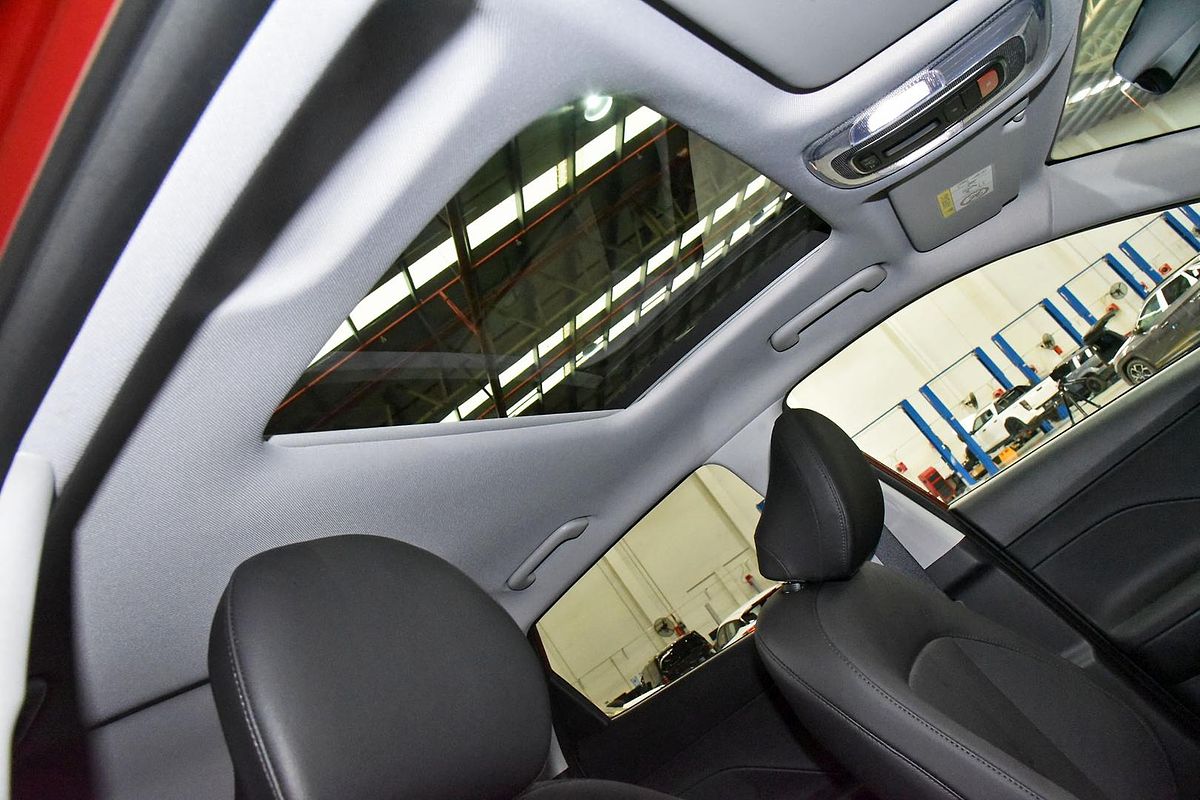 2025 Hyundai Kona Premium SX2.V2