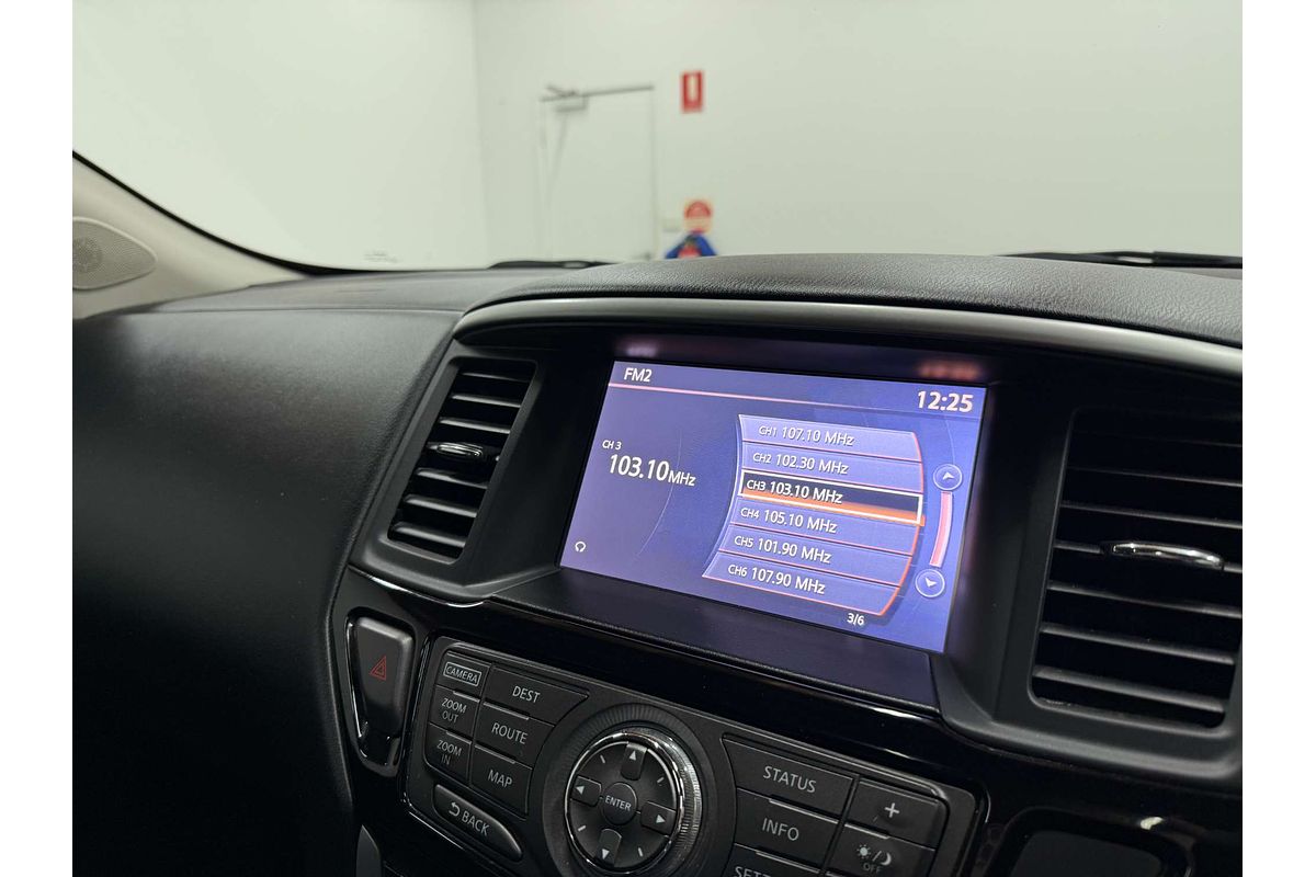 2013 Nissan Pathfinder Ti R52