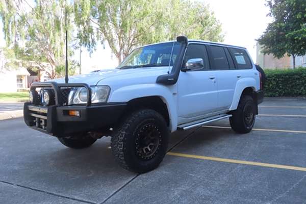 2005 Nissan Patrol ST-S GU IV