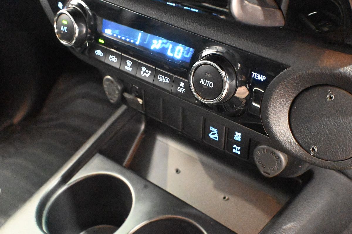 2021 Toyota Hilux SR5 GUN126R 4X4