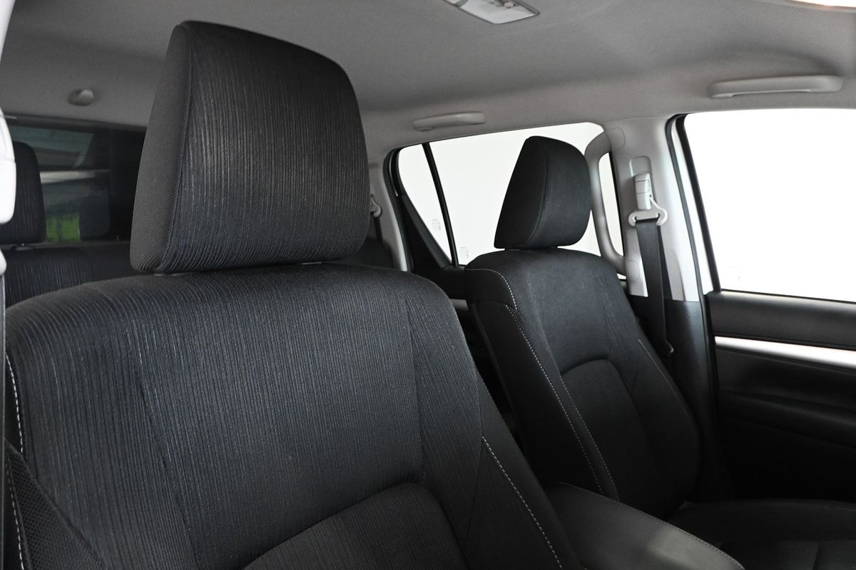 2021 Toyota Hilux SR5 GUN126R 4X4