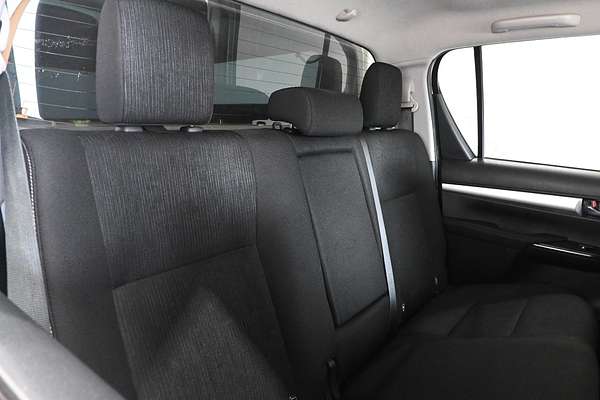 2021 Toyota Hilux SR5 GUN126R 4X4