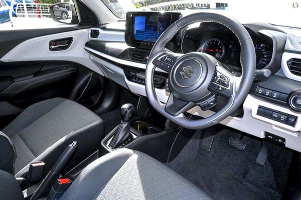 2024 Suzuki Swift Hybrid Plus UZ