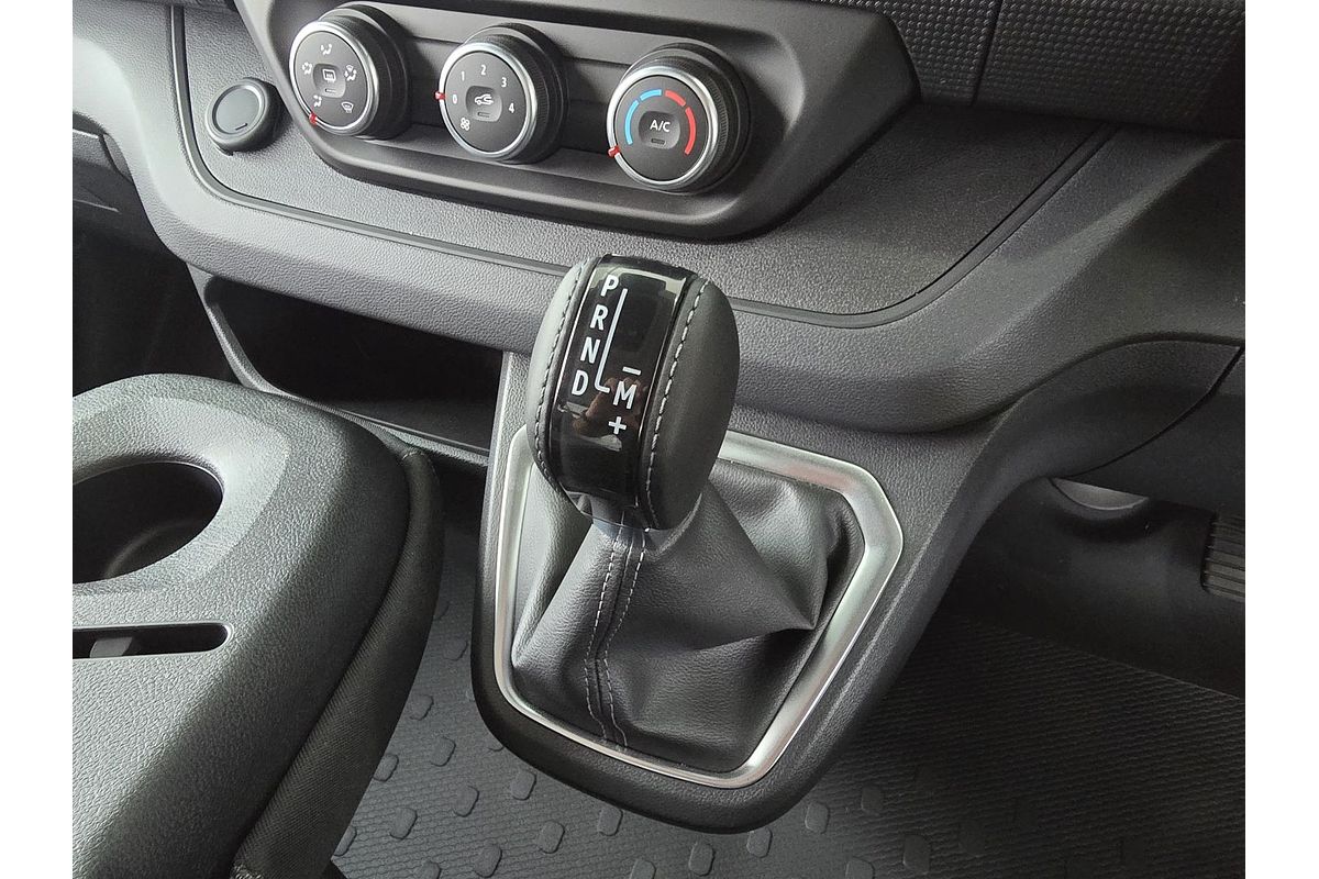2024 Renault Trafic Pro X82 LWB