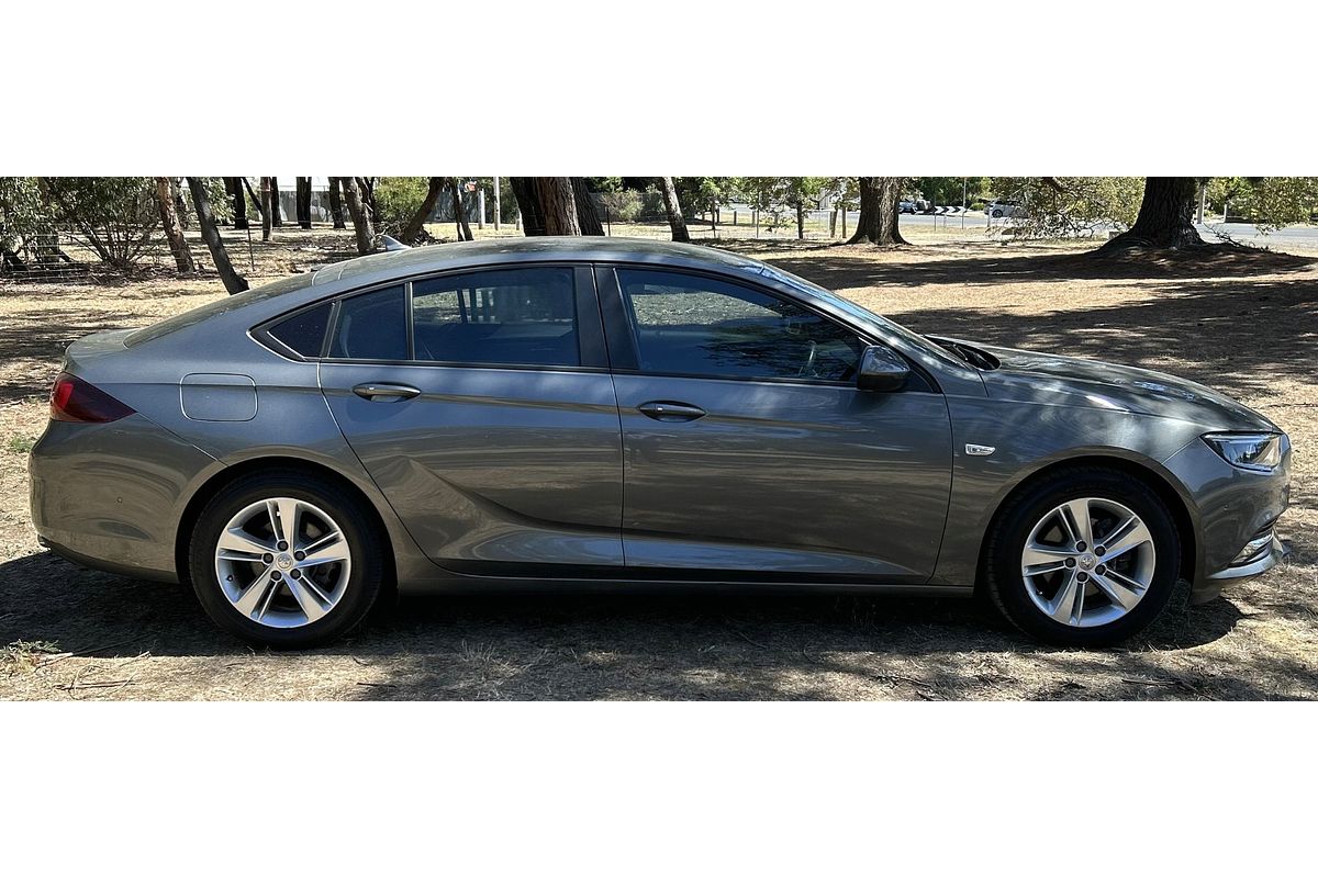 2019 Holden Commodore LT ZB