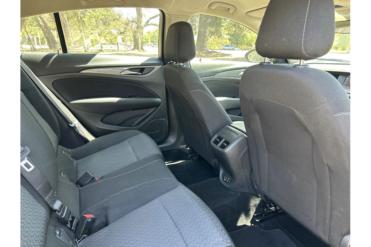 2019 Holden Commodore LT ZB