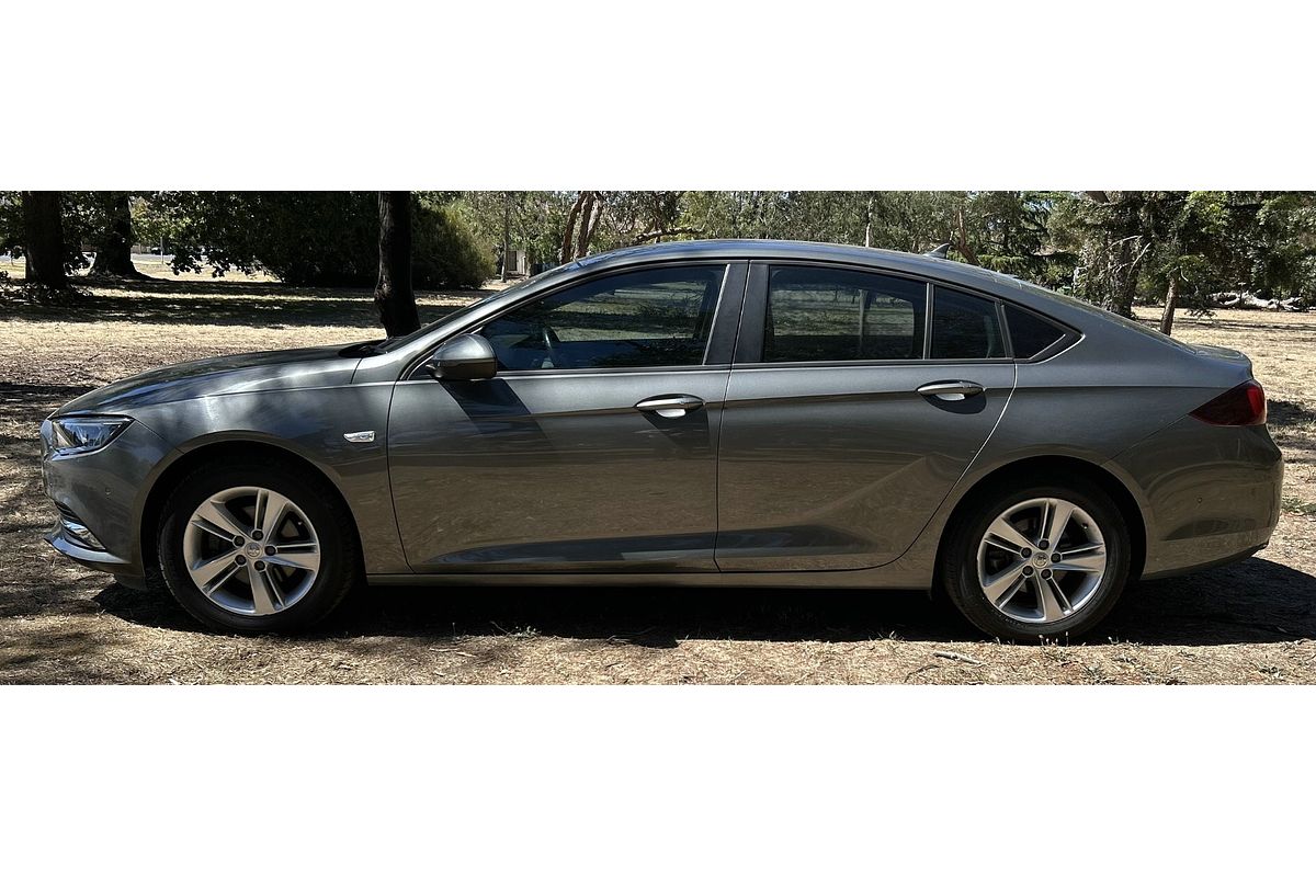 2019 Holden Commodore LT ZB