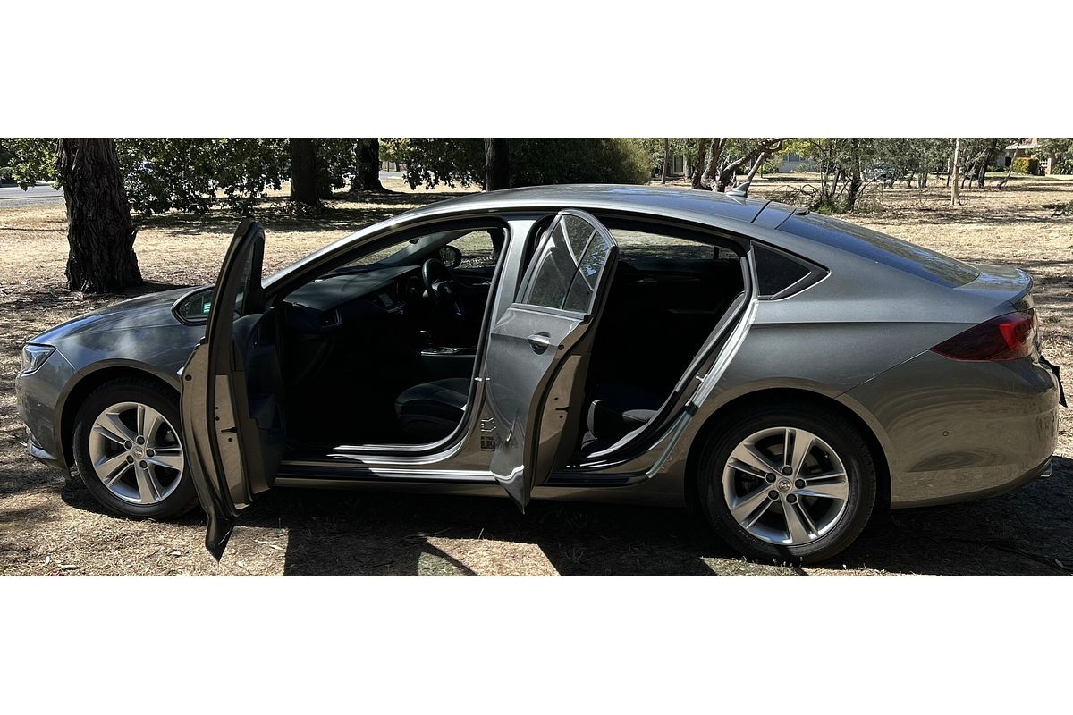 2019 Holden Commodore LT ZB