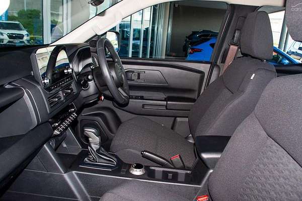 2024 Mitsubishi Triton GLX MV