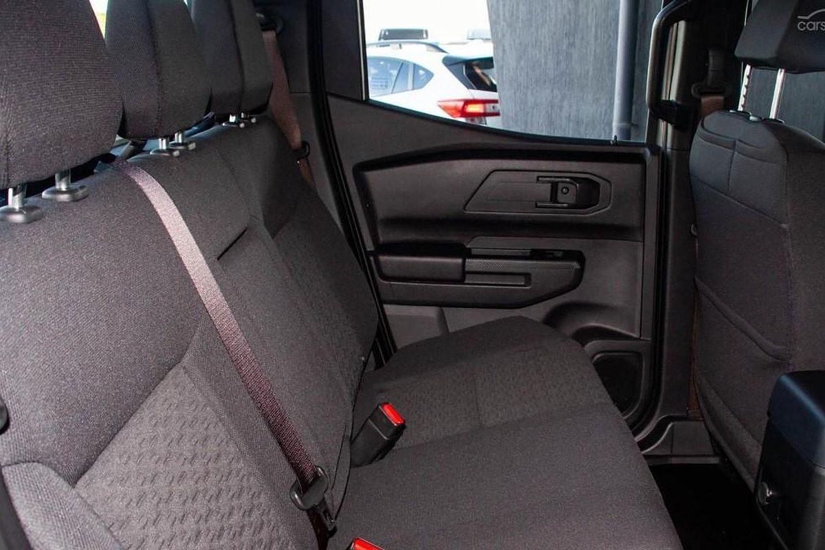 2024 Mitsubishi Triton GLX MV