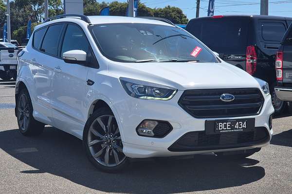 2019 Ford Escape ST-Line ZG