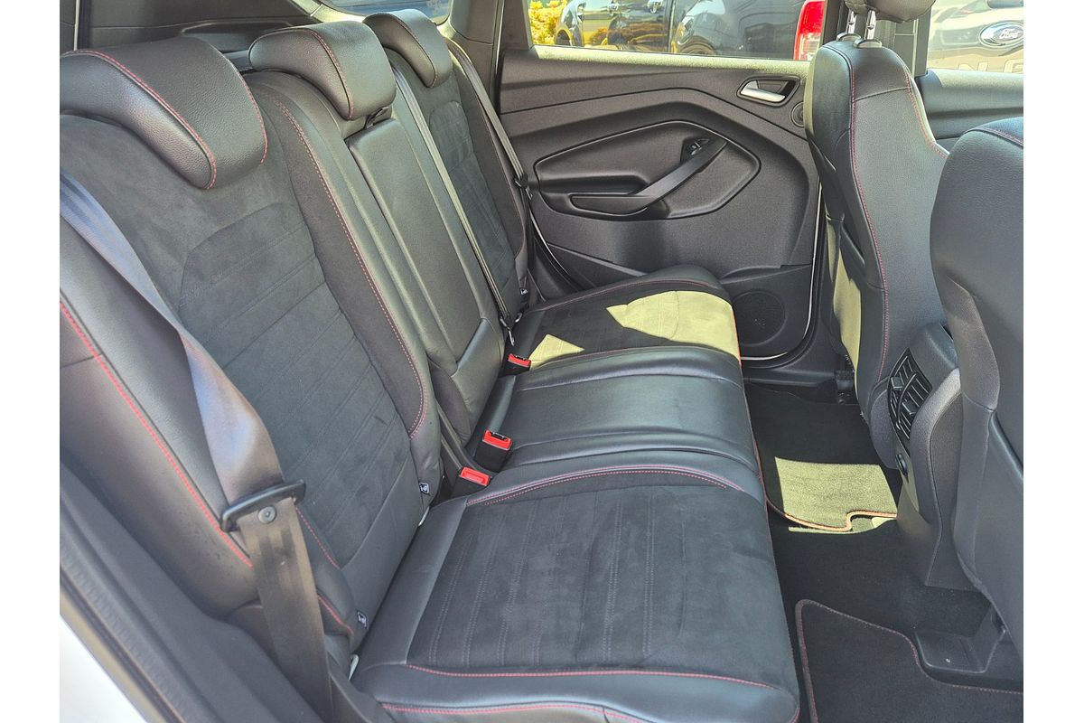 2019 Ford Escape ST-Line ZG