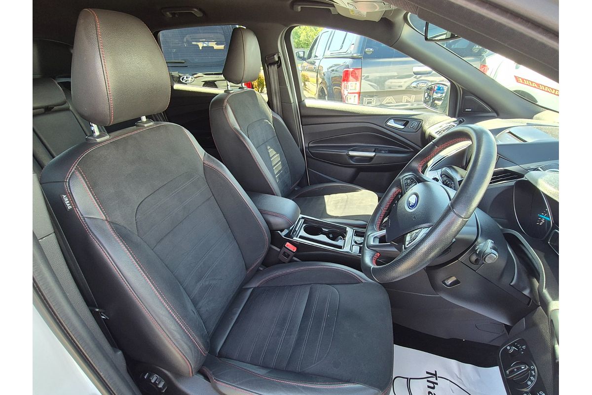 2019 Ford Escape ST-Line ZG