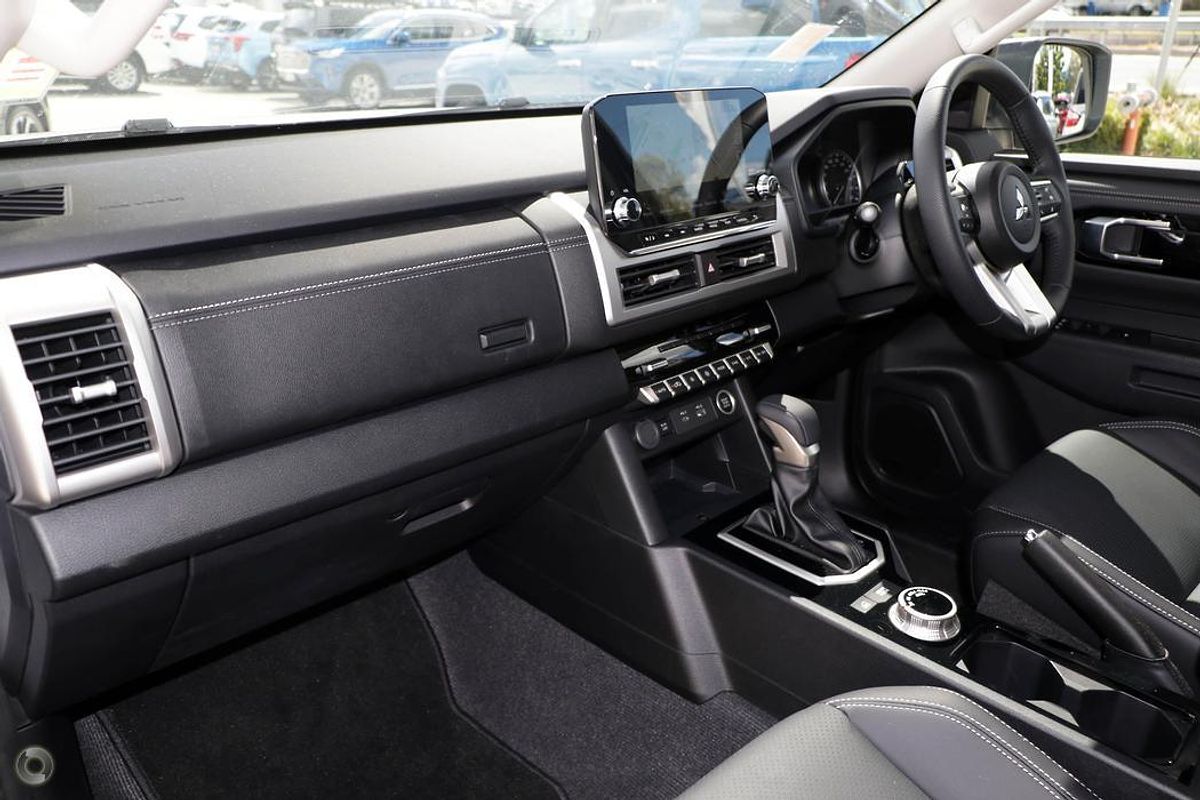 2024 Mitsubishi Triton GLS MV 4X4
