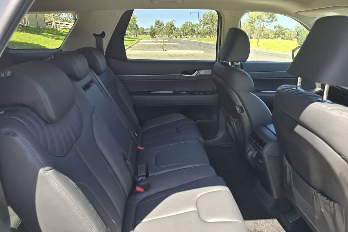2025 Hyundai Palisade Elite LX2.V5
