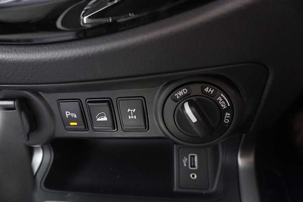 2024 Nissan Navara Black Edition D23 4X4