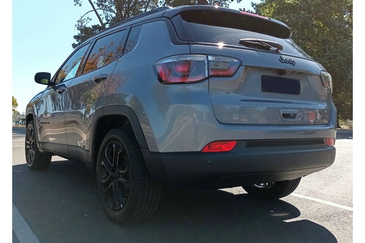 2023 Jeep Compass Night Eagle M6