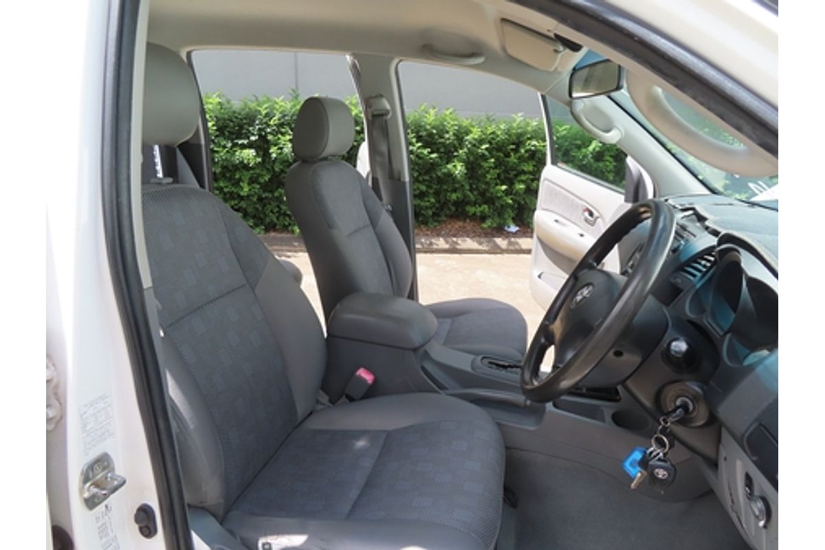 2006 Toyota Hilux SR KUN26R 4X4