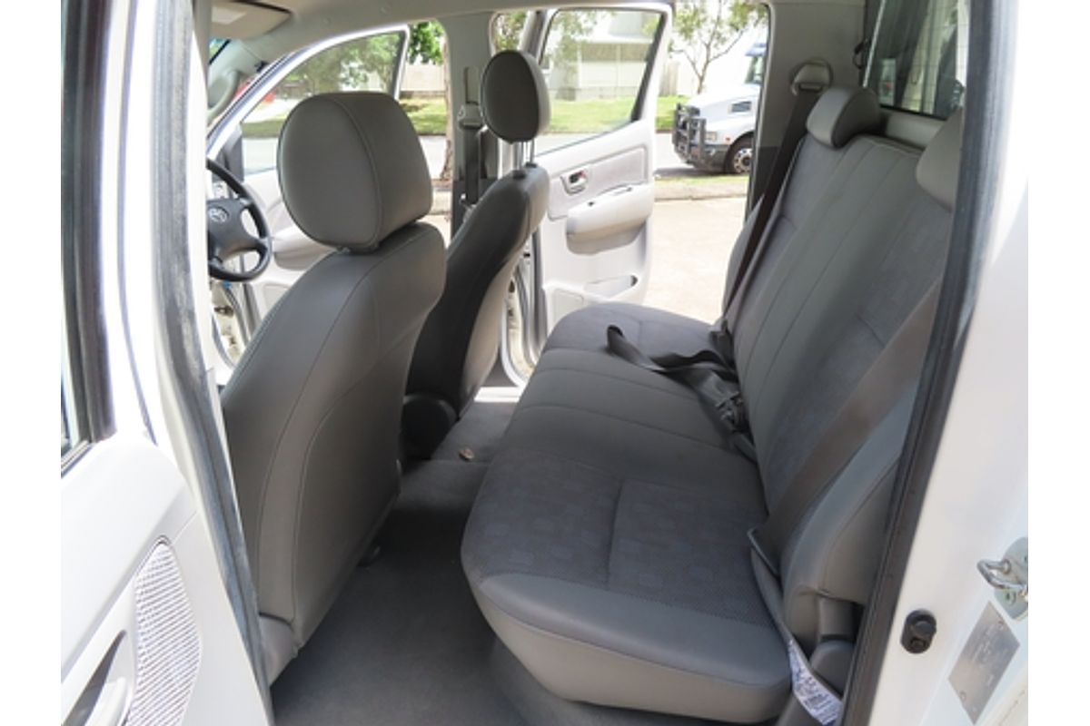 2006 Toyota Hilux SR KUN26R 4X4