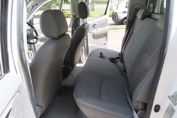 2006 Toyota Hilux SR KUN26R 4X4