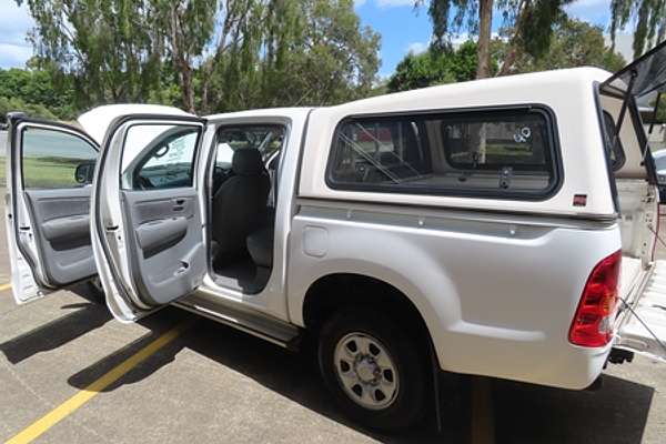 2006 Toyota Hilux SR KUN26R 4X4