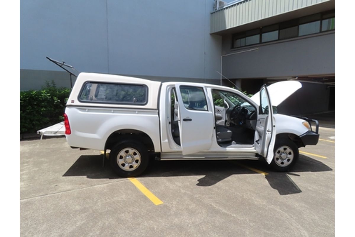 2006 Toyota Hilux SR KUN26R 4X4