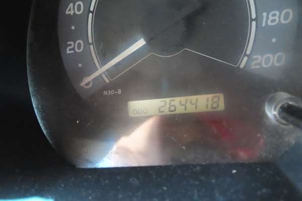 2006 Toyota Hilux SR KUN26R 4X4