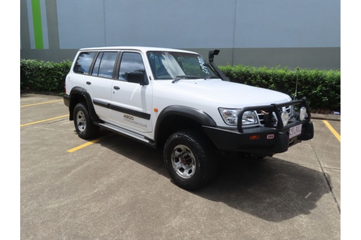 2001 Nissan Patrol ST GU III