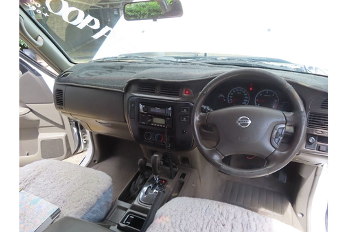 2001 Nissan Patrol ST GU III