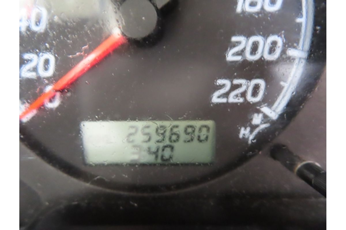 2001 Nissan Patrol ST GU III