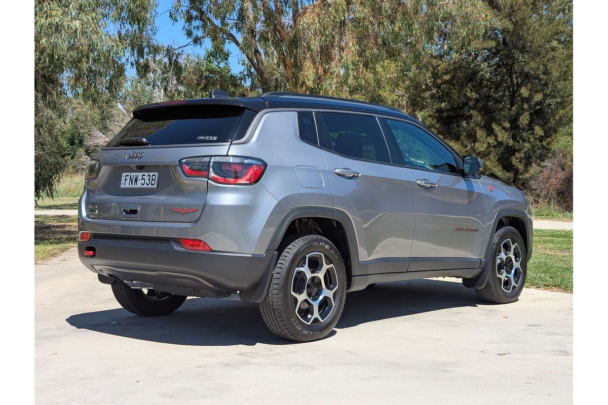 2023 Jeep Compass Trailhawk M6