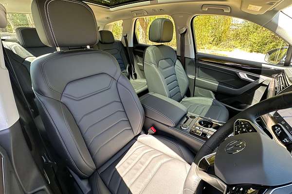 2024 Volkswagen Touareg 170TDI RC