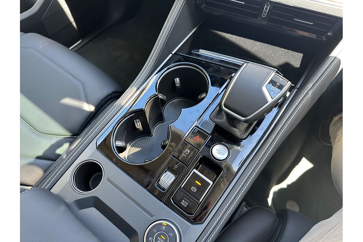2024 Volkswagen Touareg 170TDI RC