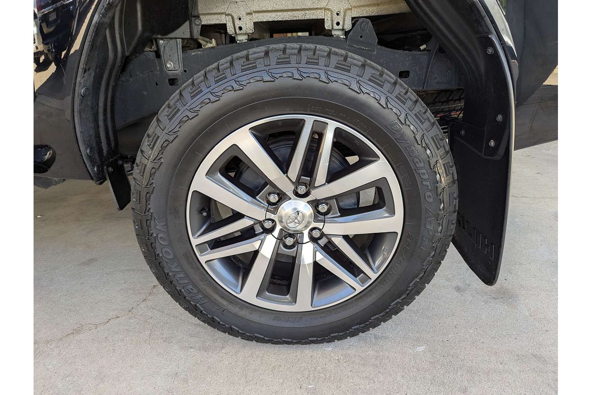 2019 Toyota Hilux SR5 GUN126R 4X4