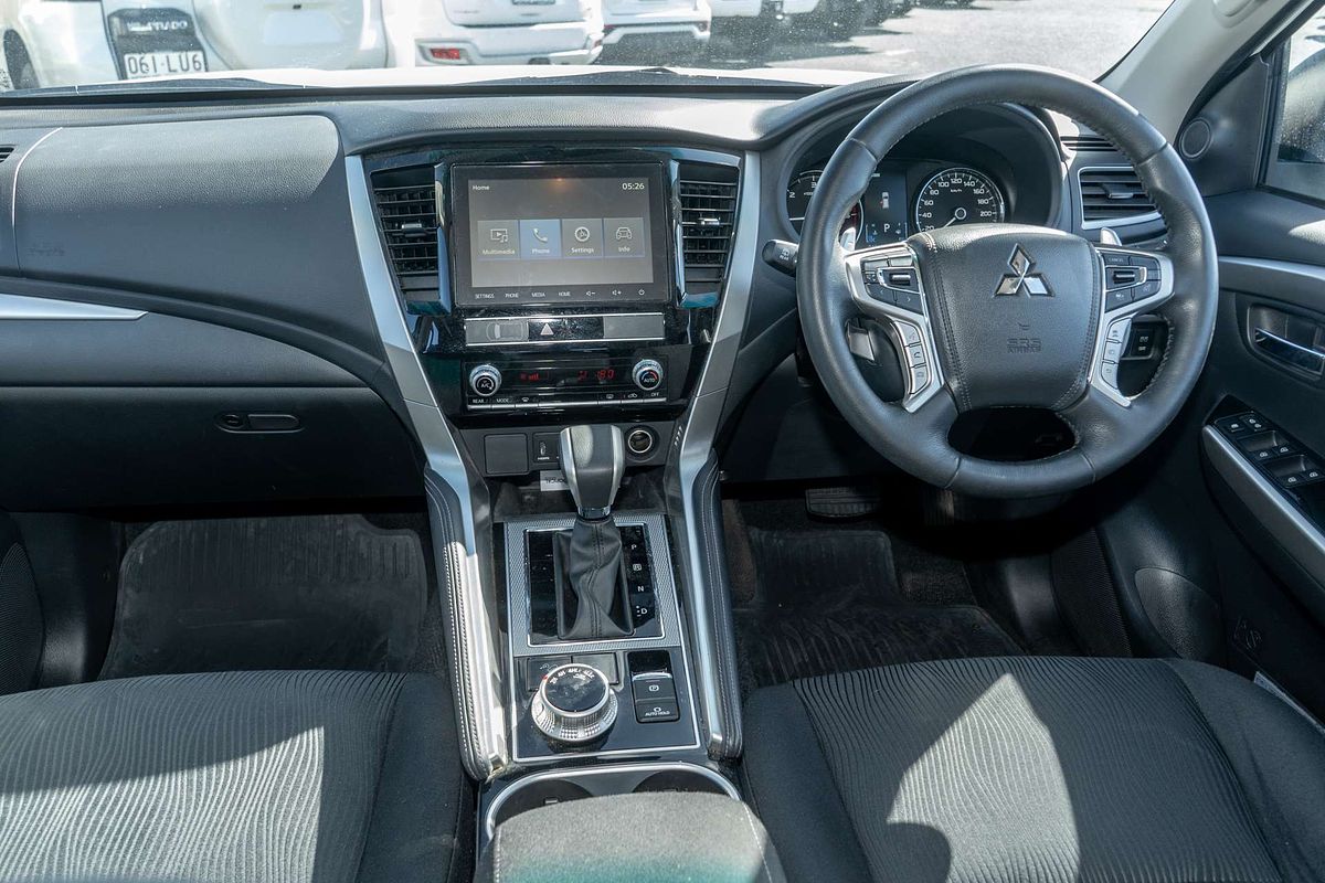 2022 Mitsubishi Pajero Sport GLX QF