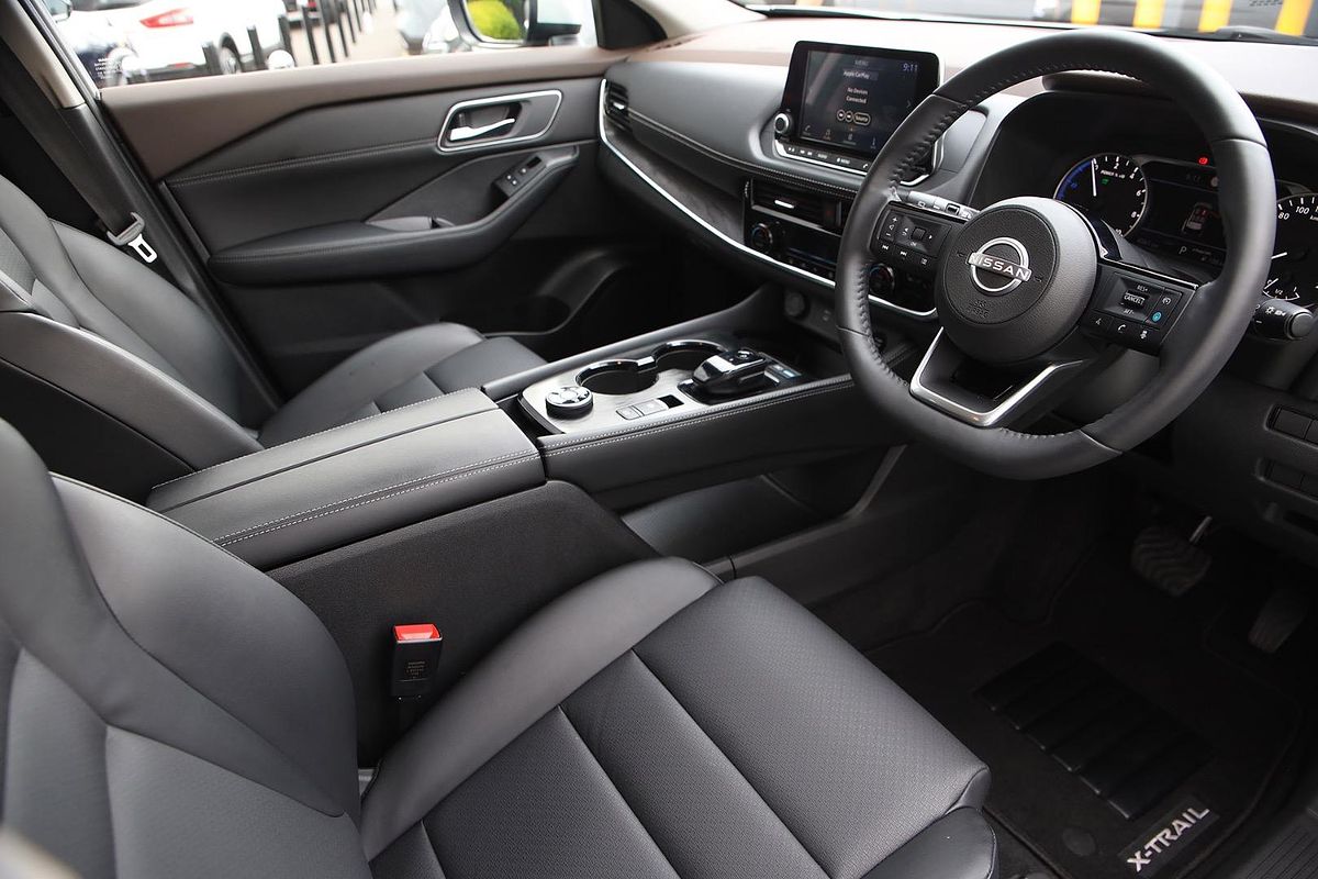 2024 Nissan X-TRAIL ST-L e-POWER T33