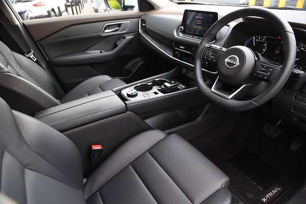 2024 Nissan X-TRAIL ST-L e-POWER T33