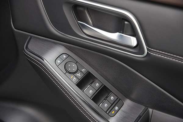 2024 Nissan X-TRAIL ST-L e-POWER T33