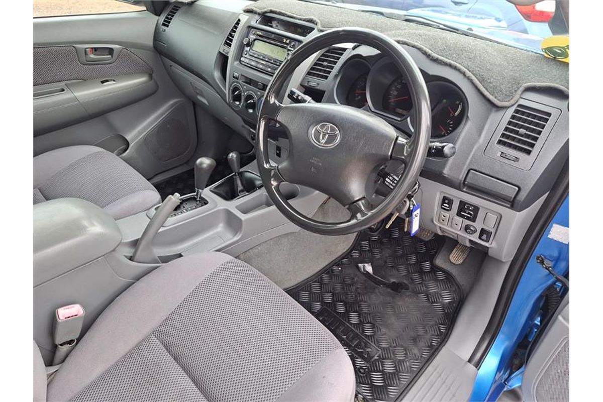 2005 Toyota Hilux SR5 KUN26R 4X4