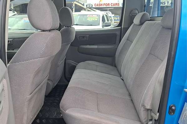 2005 Toyota Hilux SR5 KUN26R 4X4
