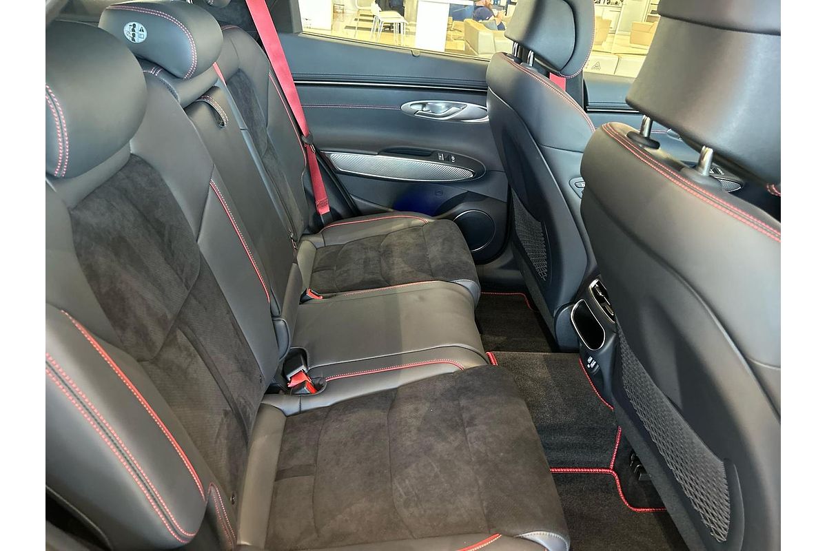 2023 Genesis GV70 2.5T AWD JK.V2