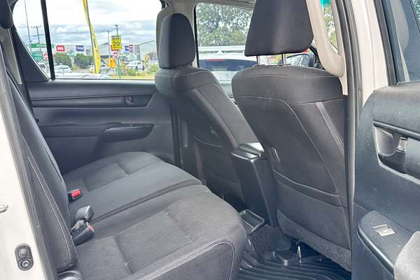 2017 Toyota Hilux SR GUN126R 4X4