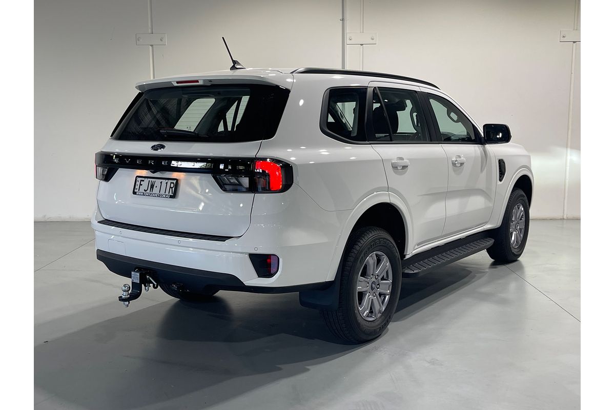 2024 Ford Everest Ambiente