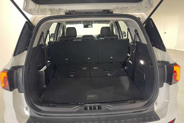 2024 Ford Everest Ambiente